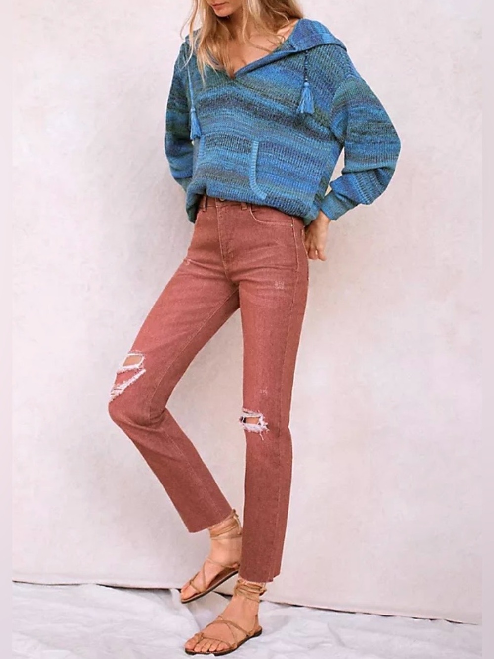 Pilcro The Vintage Straight Leg High Rise Distress Faded Jeans NWOT Size 26 R
